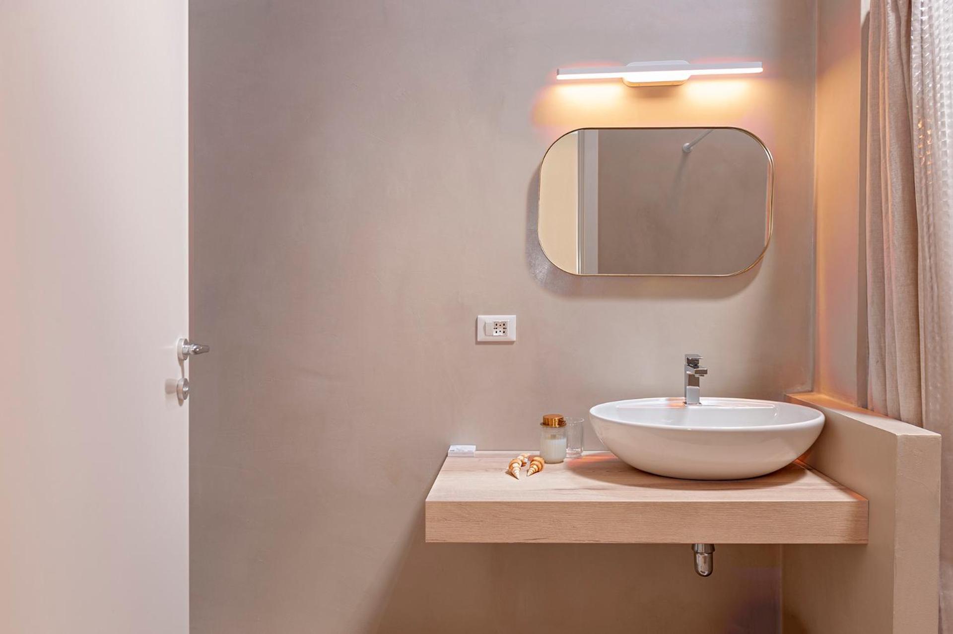 Waterfront Balcony I Grani 5 Resort Grand Suite Livorno Esterno foto